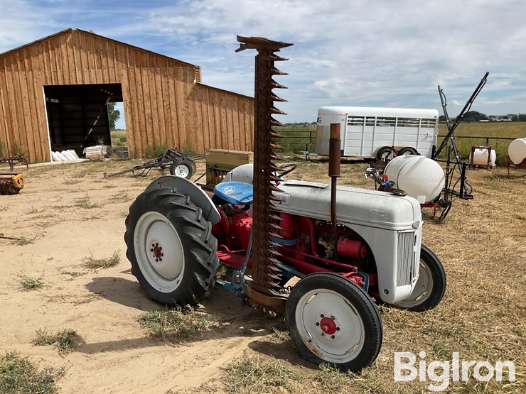 ford-8n-image-3