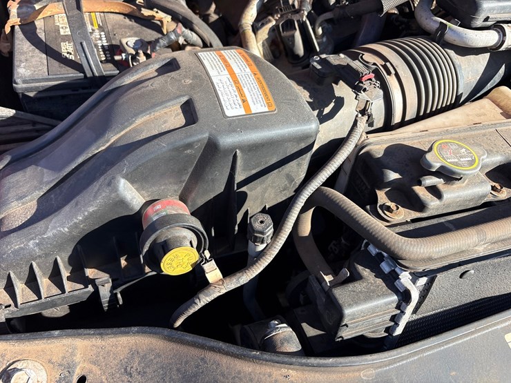 2014-ford-f350-image-34