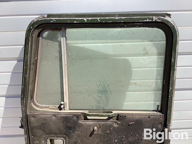 kenworth-bottom-latch-passenger-side-door-image-10
