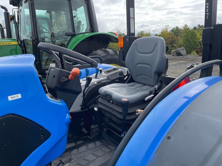 new-holland-workmaster-120-image-7