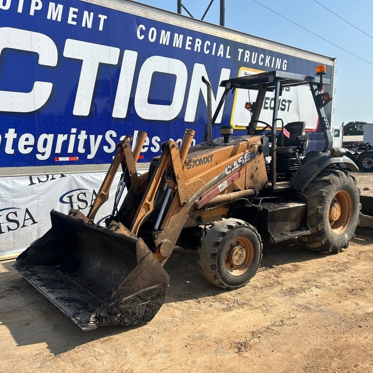 2006 CASE 570M XT