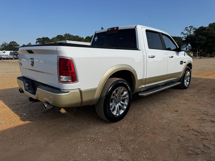 2014-dodge-1500-image-7