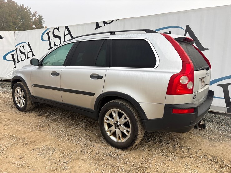 2004-volvo-xc90-image-3