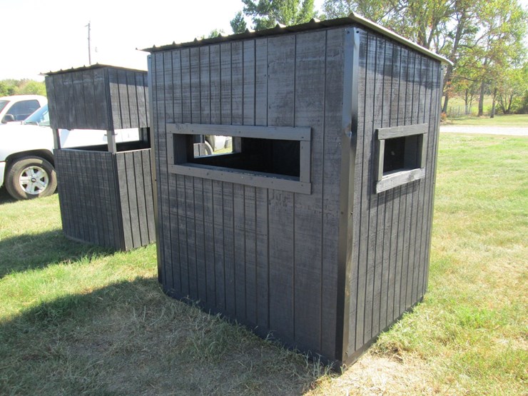 #50205-•-unused-box-deer-stand-4'x70"x6.3'-inv#50205-image-1