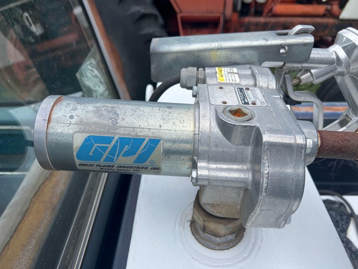 fuel-service-tank-image-4