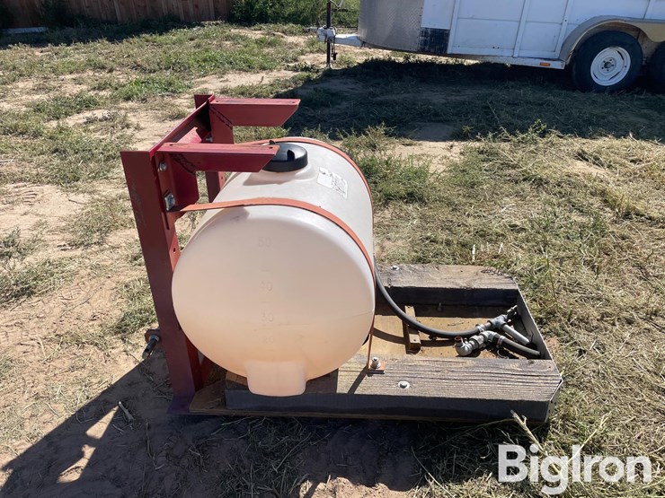 3-pt-sprayer-tank-image-6