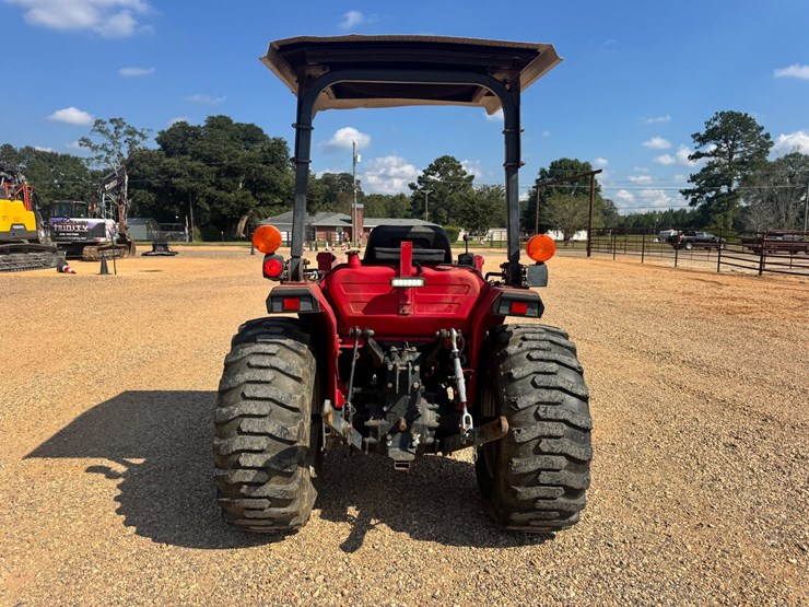mahindra-2615-image-4
