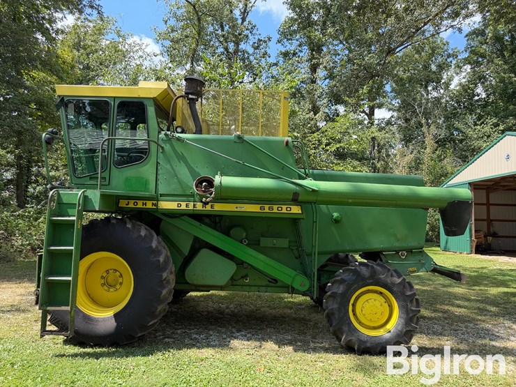 1977-john-deere-6600-image-8