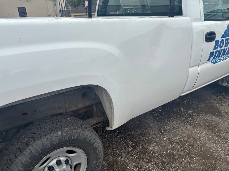 2006-gmc-2500-image-54