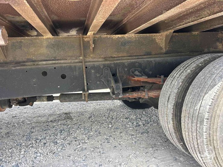 1998-mitsubishi-fuso-fh211-image-35