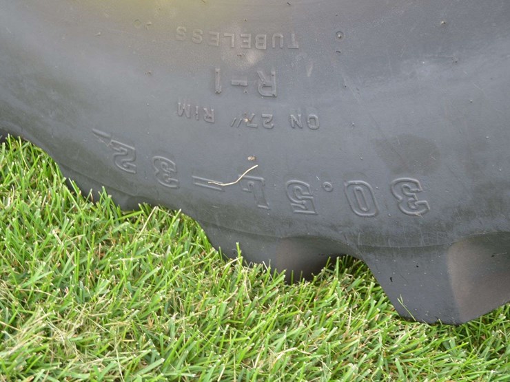 2012-john-deere-s550-image-24