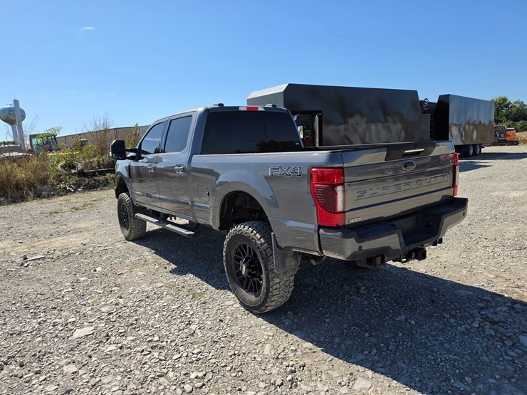 2022-ford-f250-image-10