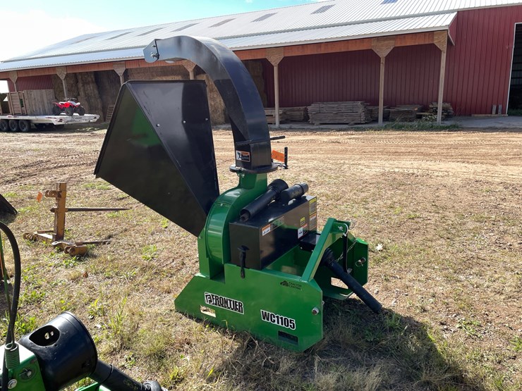 #1606-•-frontier-wc1105-3-point-chipper-attachment-image-3
