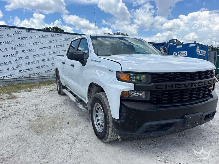 2022-chevrolet-silverado-1500-image-3