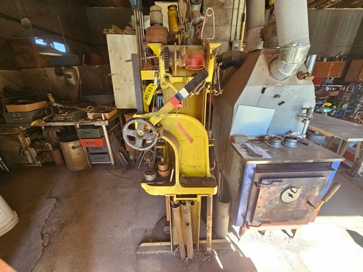 #8706-•-hydraulic-shop-press-image-2