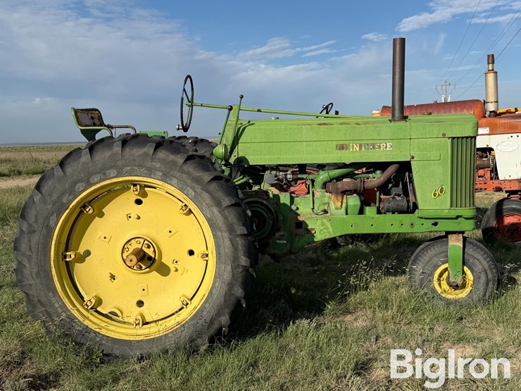 1953-john-deere-60-image-3