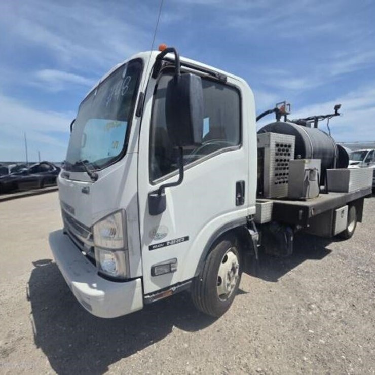 2017 Isuzu JALE5W16XH7304208