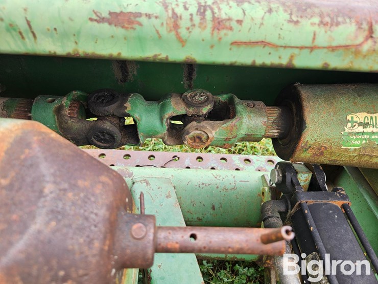 john-deere-34-image-16