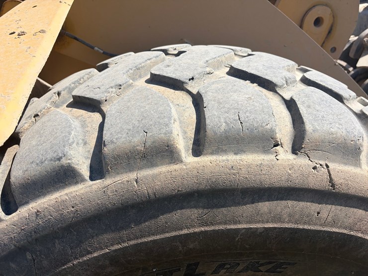 2015-caterpillar-950m-image-67