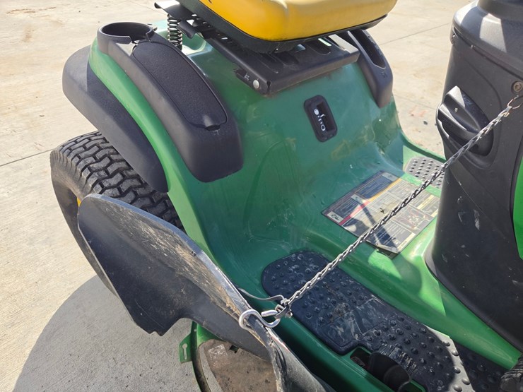 2013-john-deere-d130-image-14