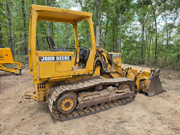 deere-555g-image-11