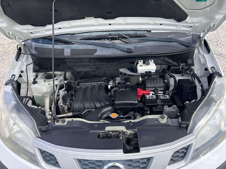 2014-nissan-nv200-image-8