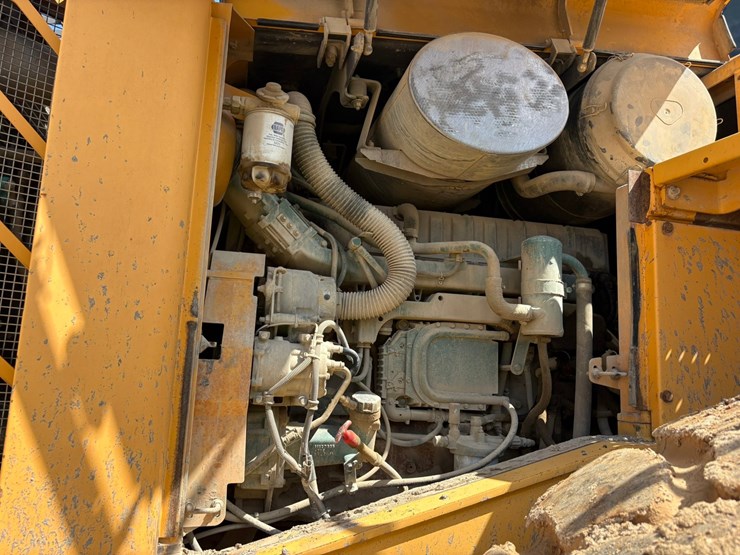 2004-volvo-l220e-image-36