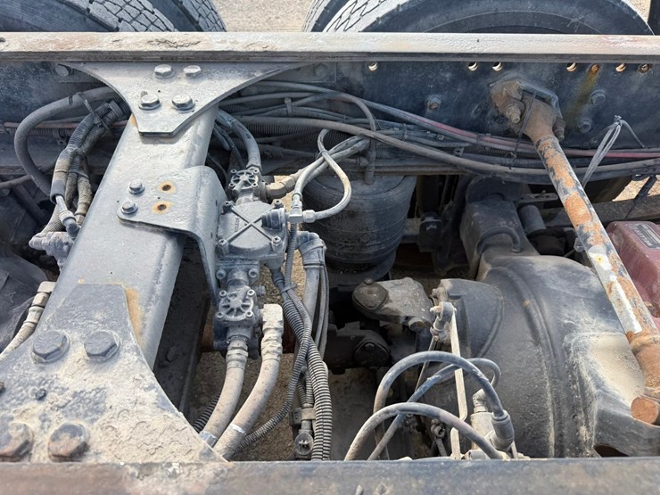 2007-caterpillar-c15-image-65