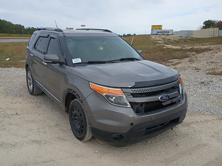 2013-ford-explorer-image-11