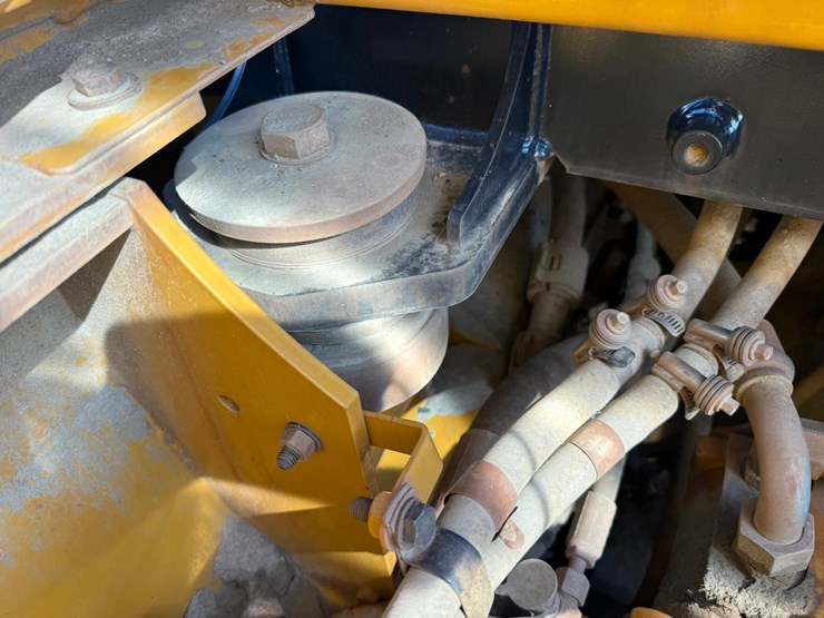 2017-caterpillar-988k-image-118