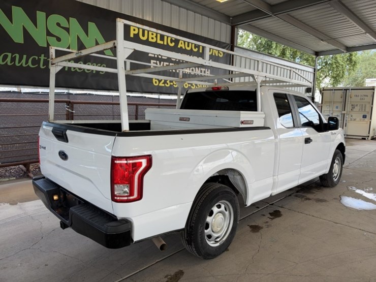 2017-ford-f150-image-8