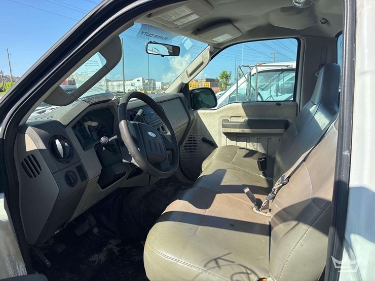 2008-ford-f250-image-18