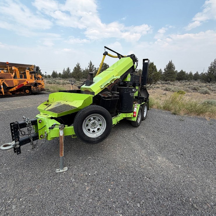 #2516 • 2017 Cimline C1 DHW Crack Sealant Trailer