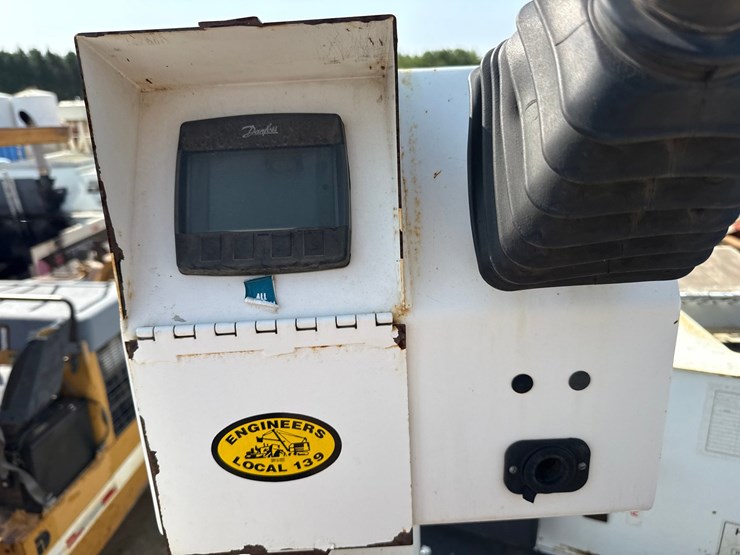 2014-roadtec-rp190e-image-116