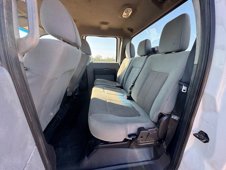 2014-ford-f250-xl-image-12