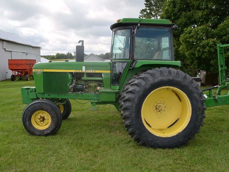 1977-john-deere-4230-image-4
