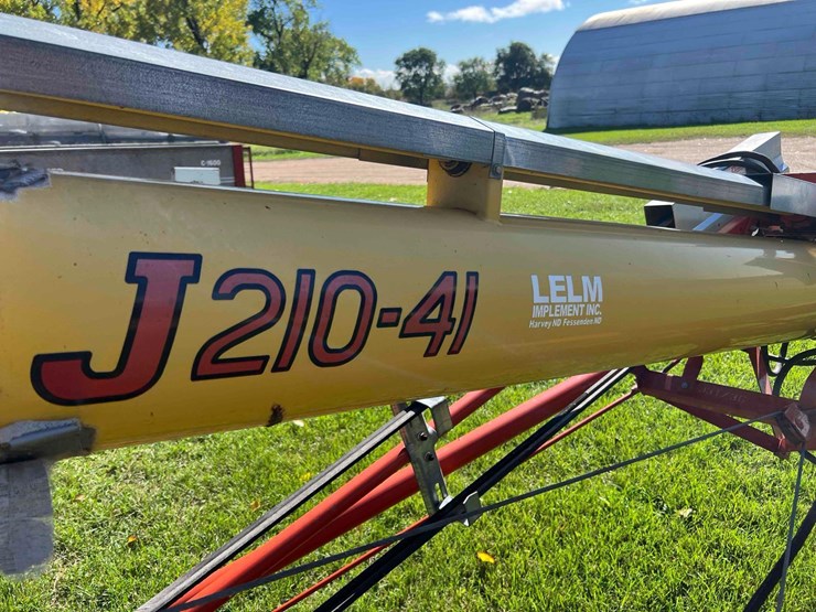 westfield-j210-41-auger-image-11