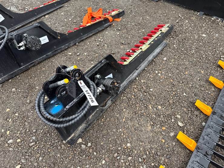 #6068-•-60"-mini-excavator-sickle-bar-mower-image-3
