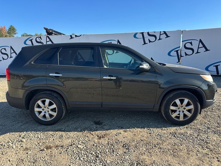 2011-kia-sorento-image-6