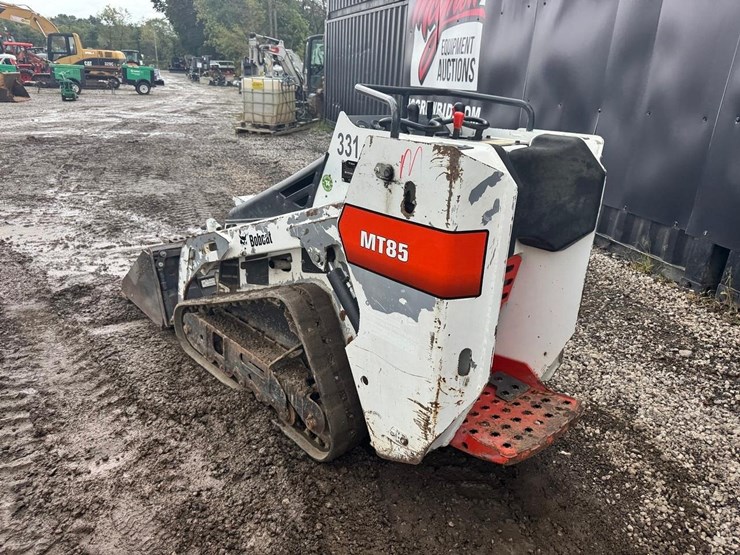 2019-bobcat-mt85-image-4