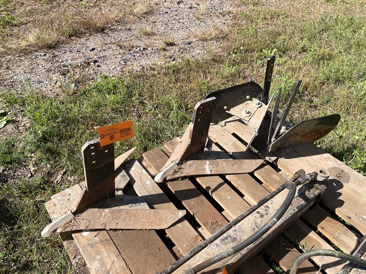 #1622-•-chisel-plow-replacement-parts-image-1