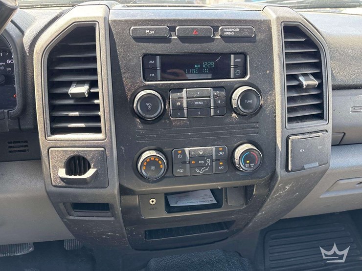 2017-ford-f250-image-15