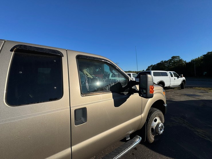 2012-ford-f350-image-27