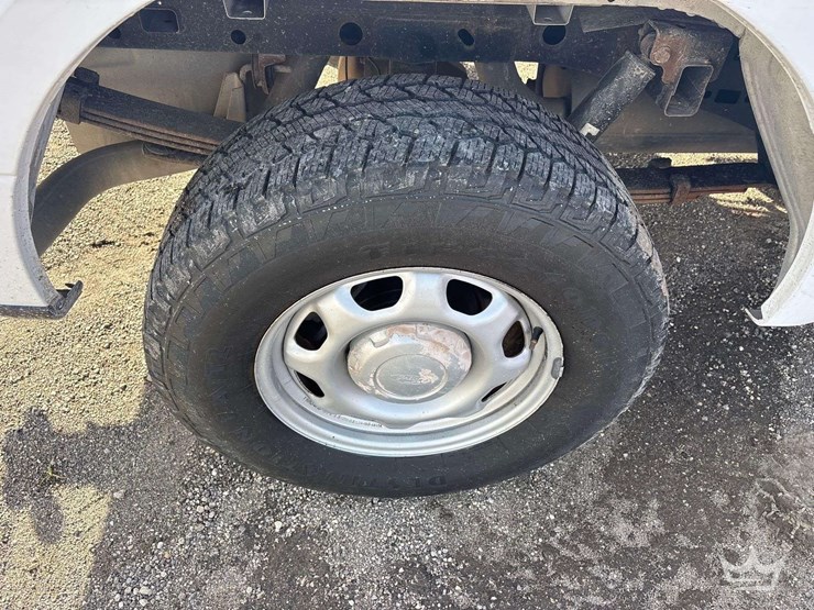 2016-ford-f150-image-25