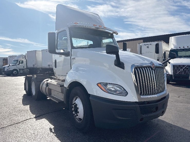2019-international-lt-image-1