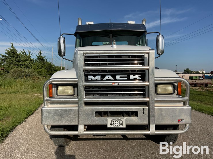 2007-mack-chn613-image-2