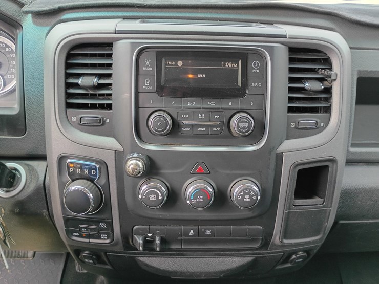 2018-dodge-1500-image-40