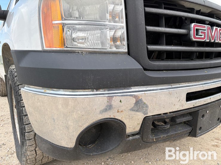 2010-gmc-sierra-1500-image-14