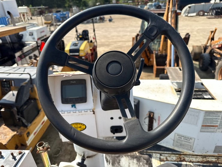 2014-roadtec-rp190e-image-117