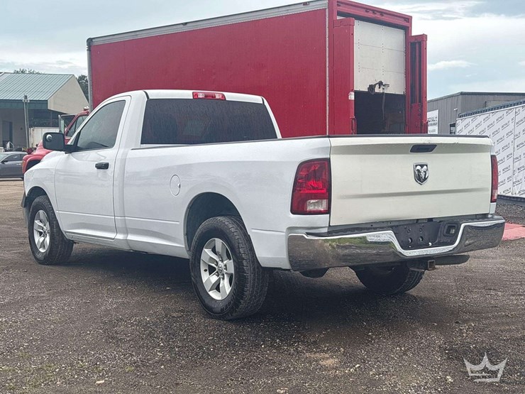 2017-dodge-1500-image-4